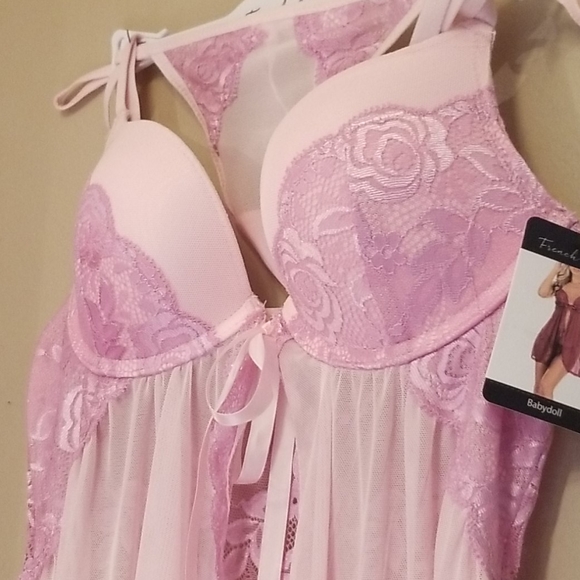 🆕️Lavender floral lace babydoll and g string s - Picture 5 of 7